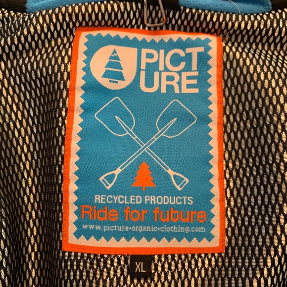 PICTURE Ski/Snowboard Winter Jacket - Picture 4 of 12